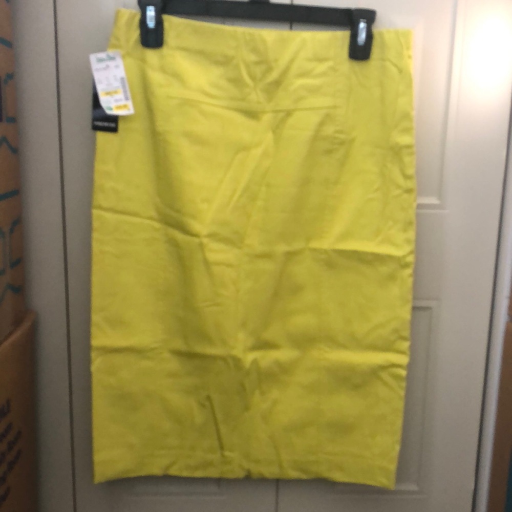 New pencil stretch skirt